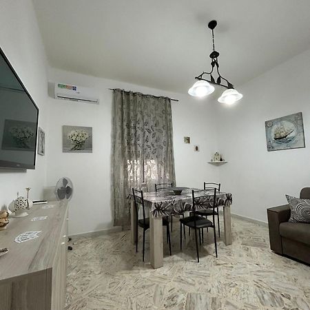 Appartamento Dimora Di Giada Brindisi Camera foto